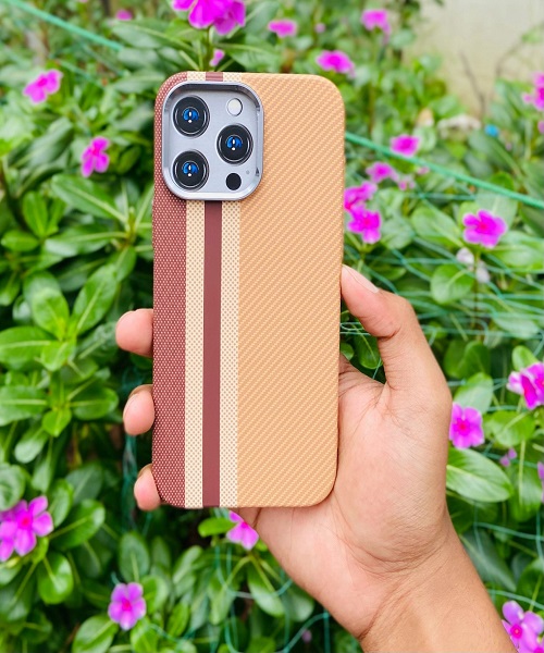 WhatsApp Image 2024-10-02 at 22.43.58_f3e77c30 Premium Hard Carbon Fiber Case For Iphone - Image 1