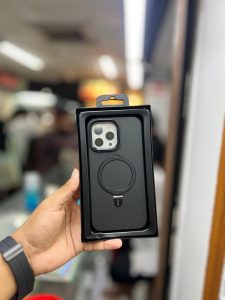 Carbon Magsafe Camera Bumper  Metal Kick Stand Case - Image 3